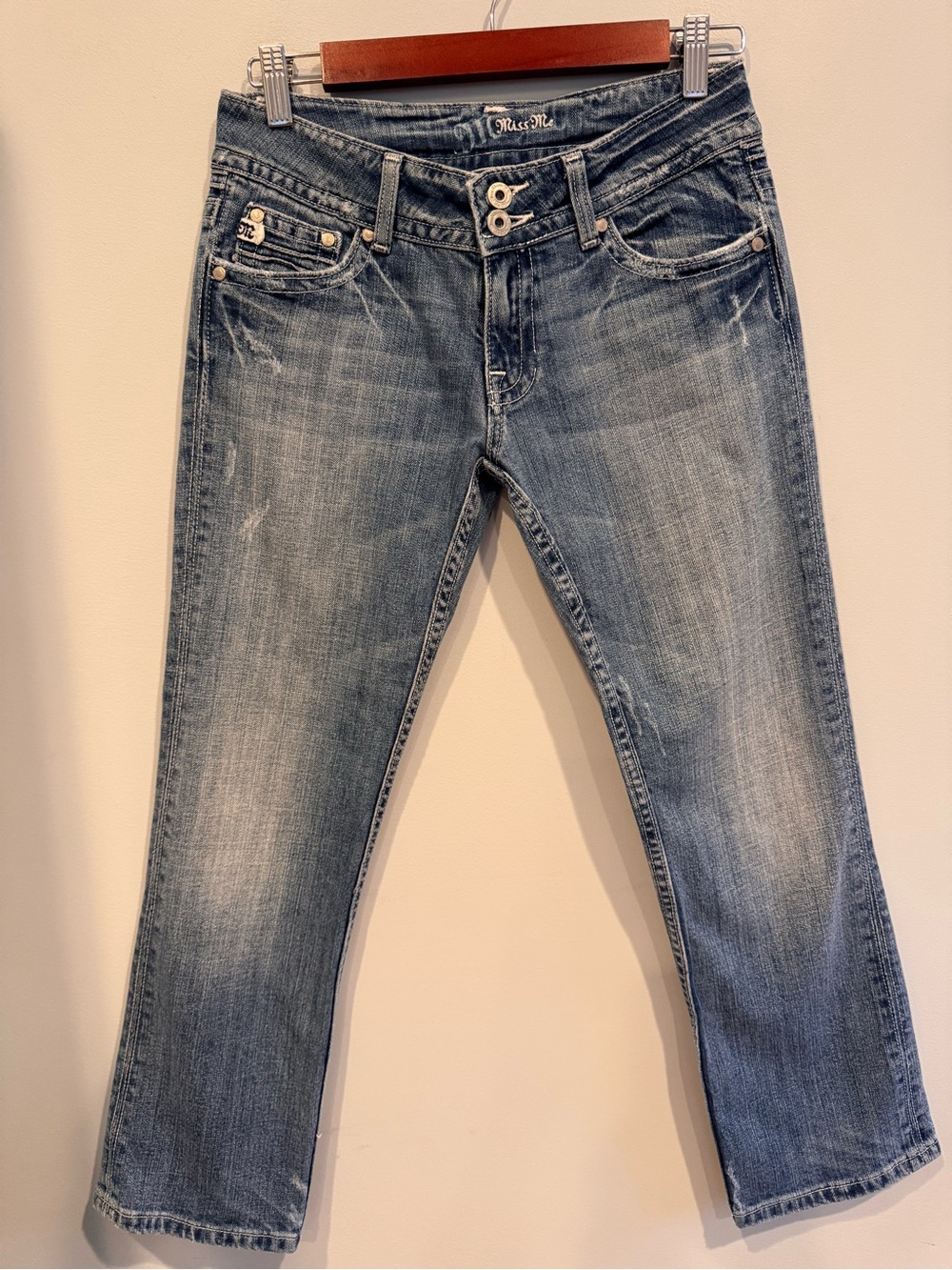 Y2K Miss Me Distressed Low Rise Capri Flap Pocket